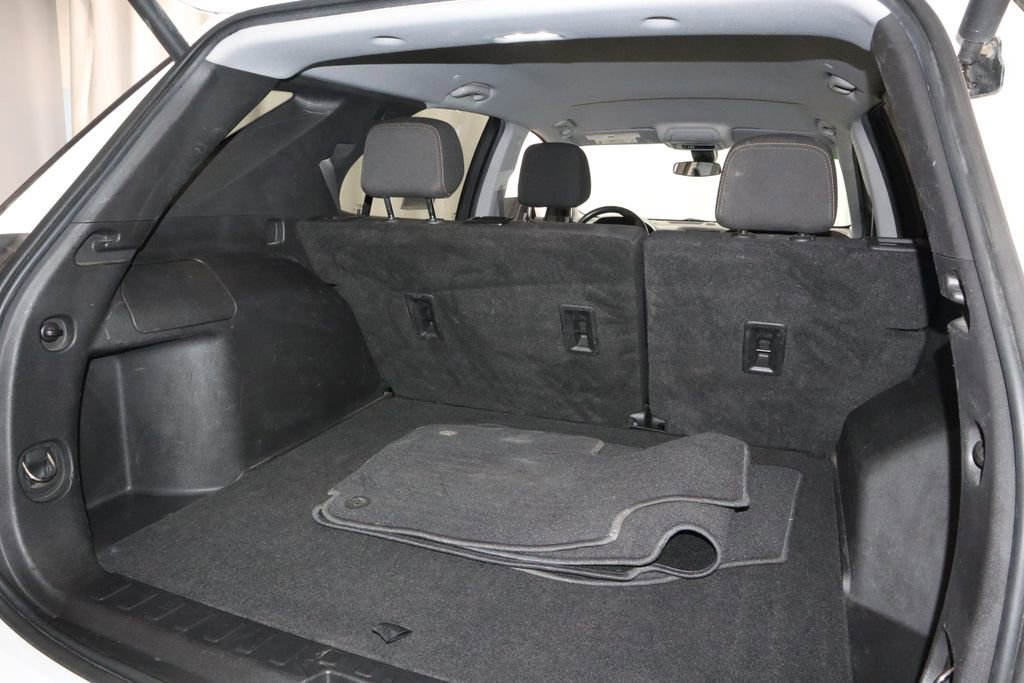 Used 2022 Chevrolet Equinox LT image 16