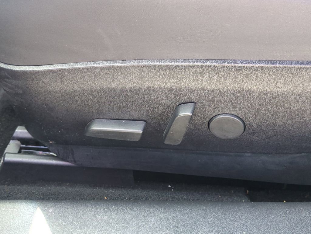 Used 2018 Tesla Model 3 Long Range image 19