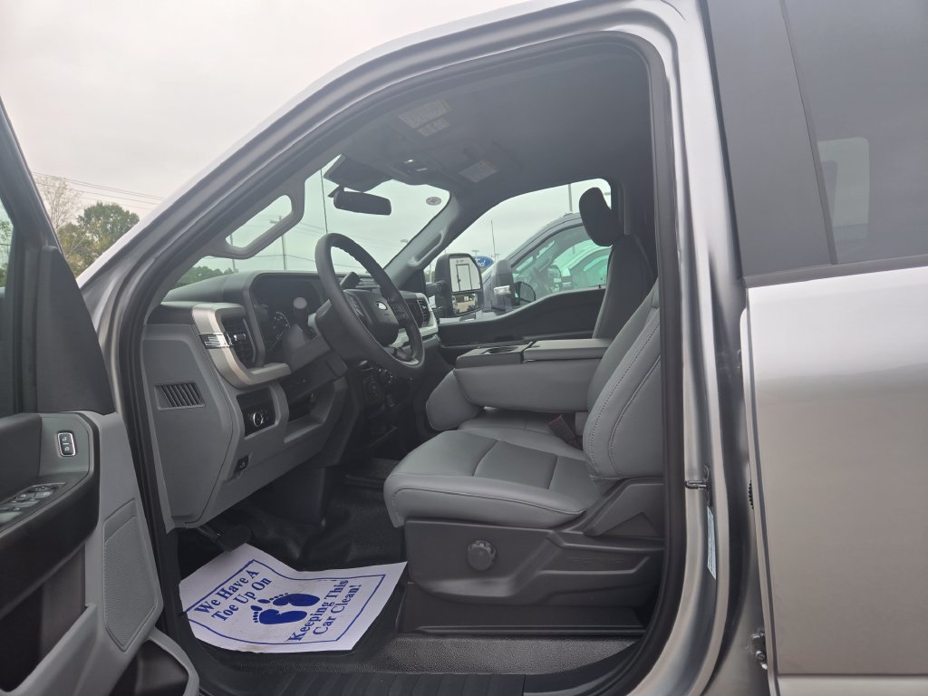 New 2027 Ford F450 XL AWD/4WD image 6