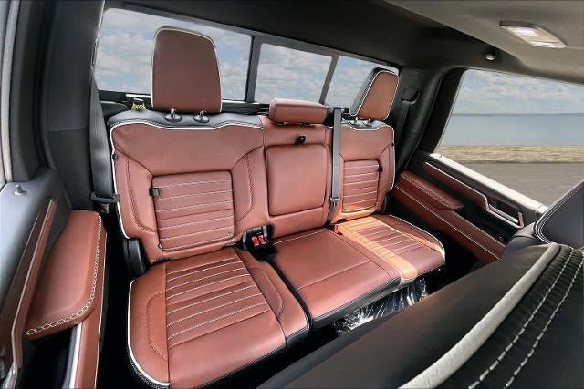 New 2026 GMC Sierra 2500 Denali Ultimate AWD/4WD image 9