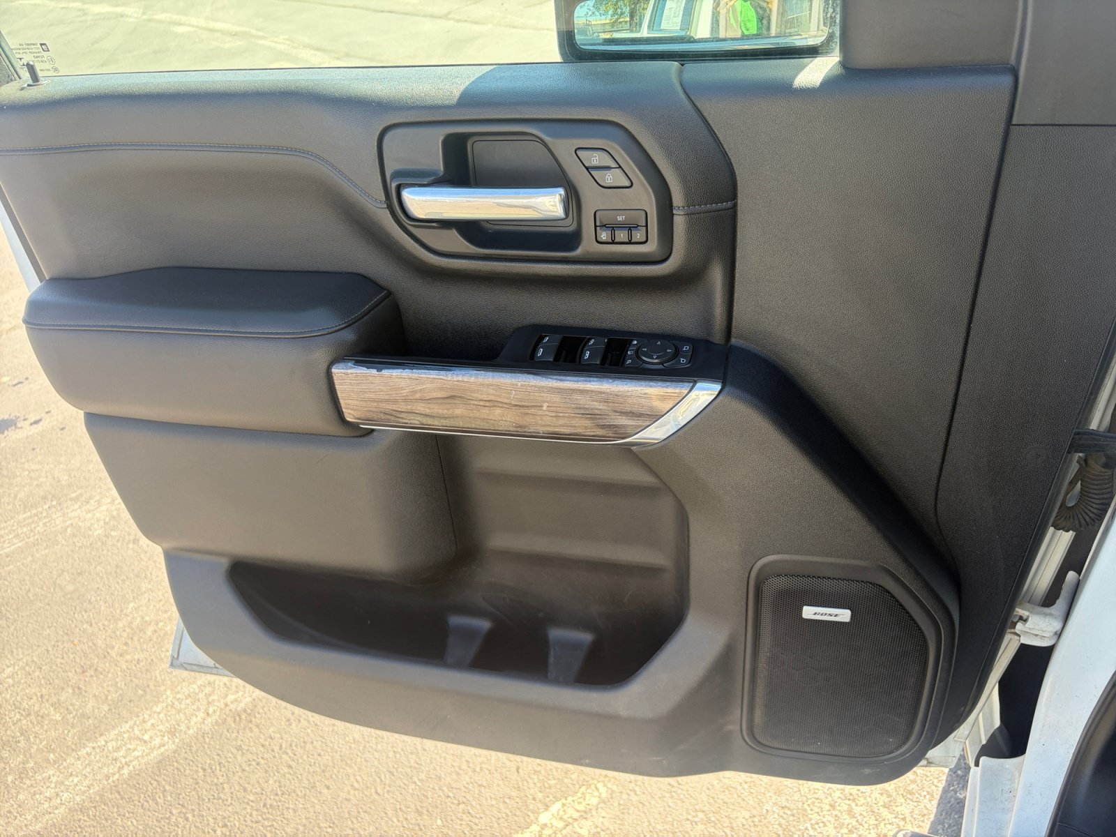 Used 2020 Chevrolet Silverado 3500 LTZ w/ LTZ Premium Package AWD/4WD image 23