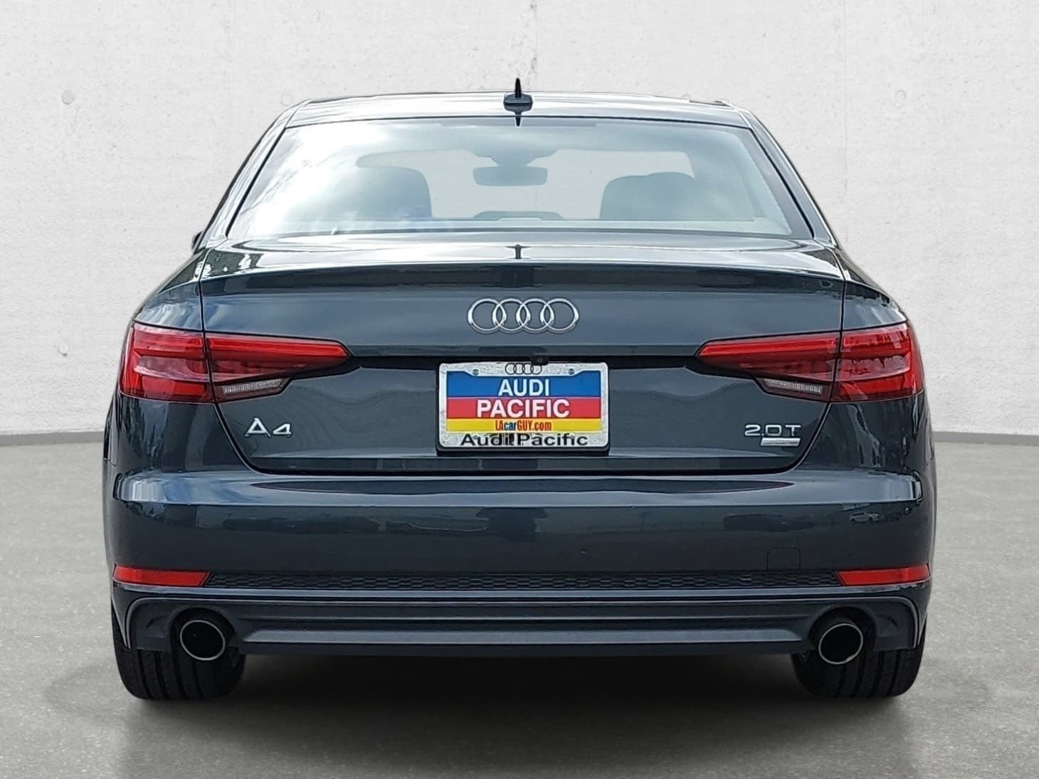 Used 2017 Audi A4 2.0T Ultra Premium w/ Convenience Package FWD image 6