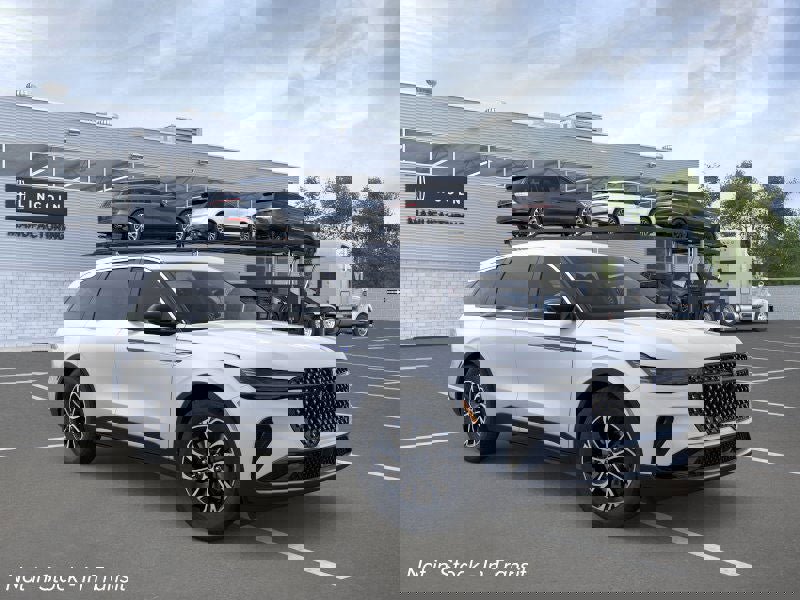 New 2026 Lincoln Nautilus Premier image 7