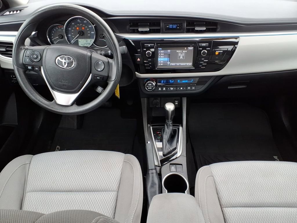 Used 2016 Toyota Corolla LE image 7