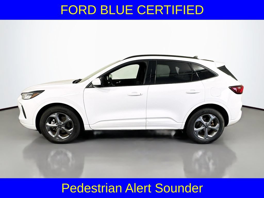 Certified 2023 Ford Escape ST-Line Select AWD/4WD image 11