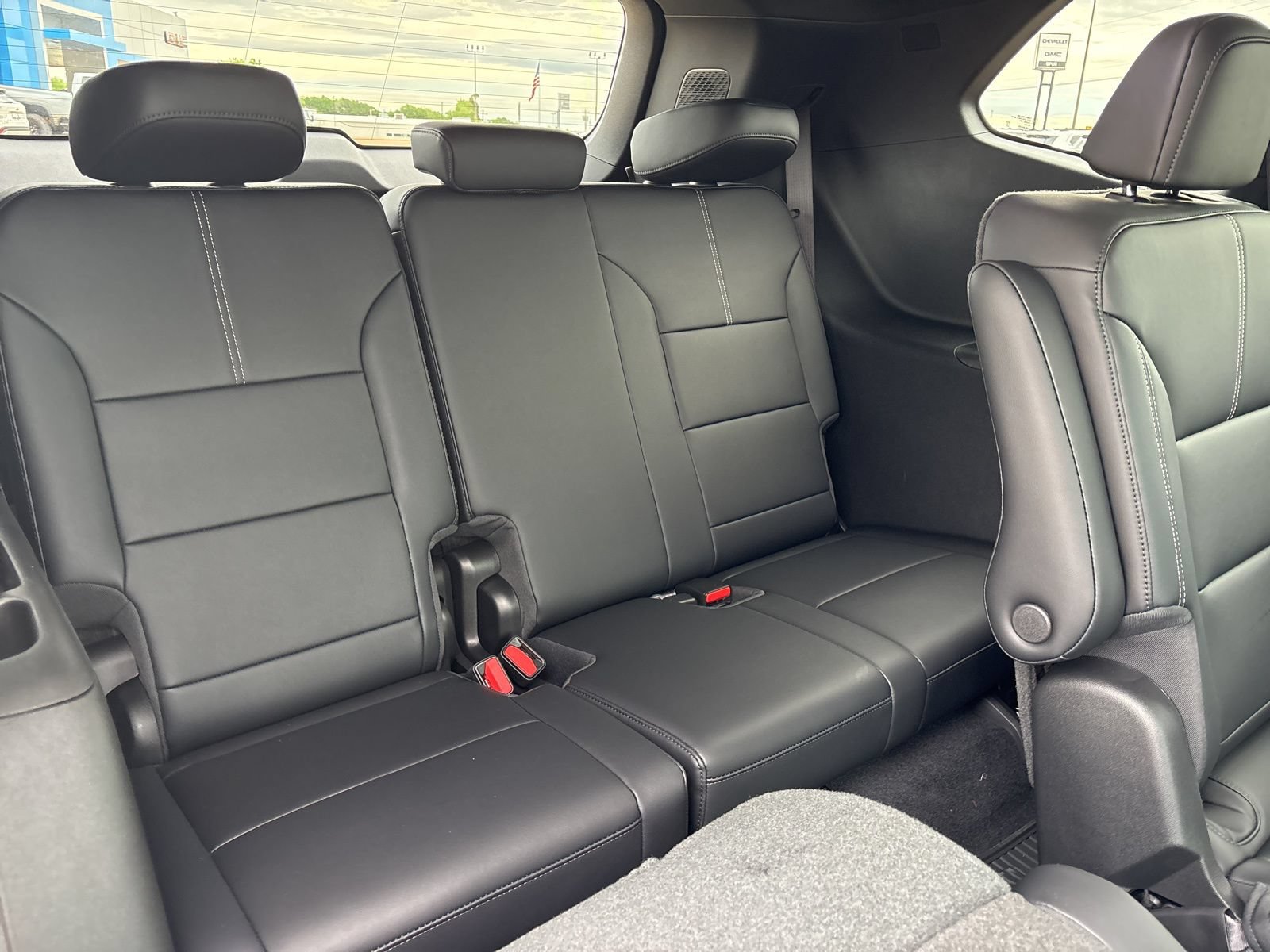 New 2026 GMC Acadia Elevation w/ Elevation Premium Package FWD image 21