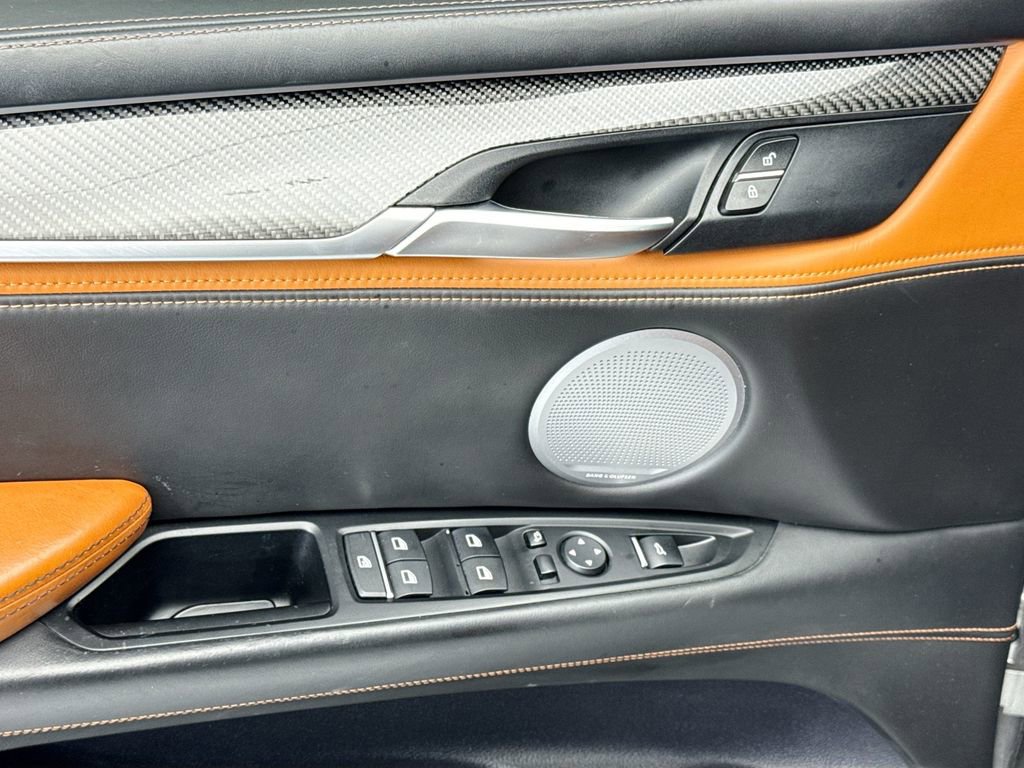 Used 2017 BMW X5 M image 22