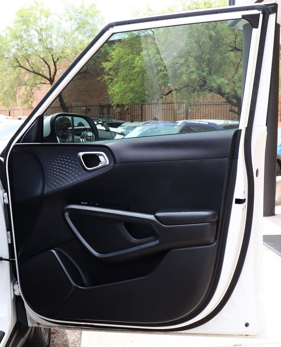 Used 2020 Kia Soul EX FWD image 33