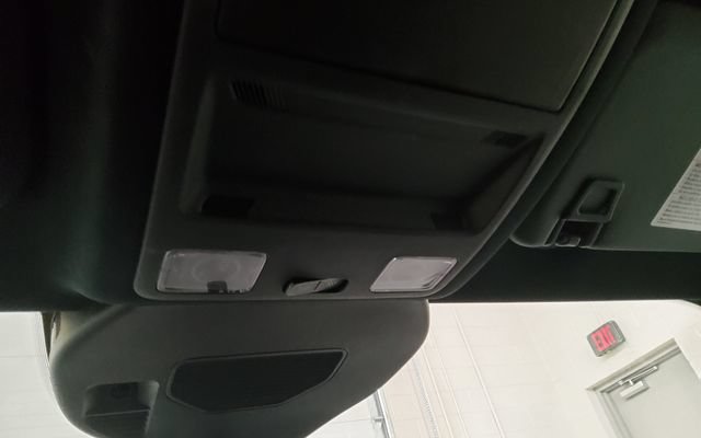 Used 2023 Ford Escape ST-Line w/ Tech Pack #1 FWD image 31