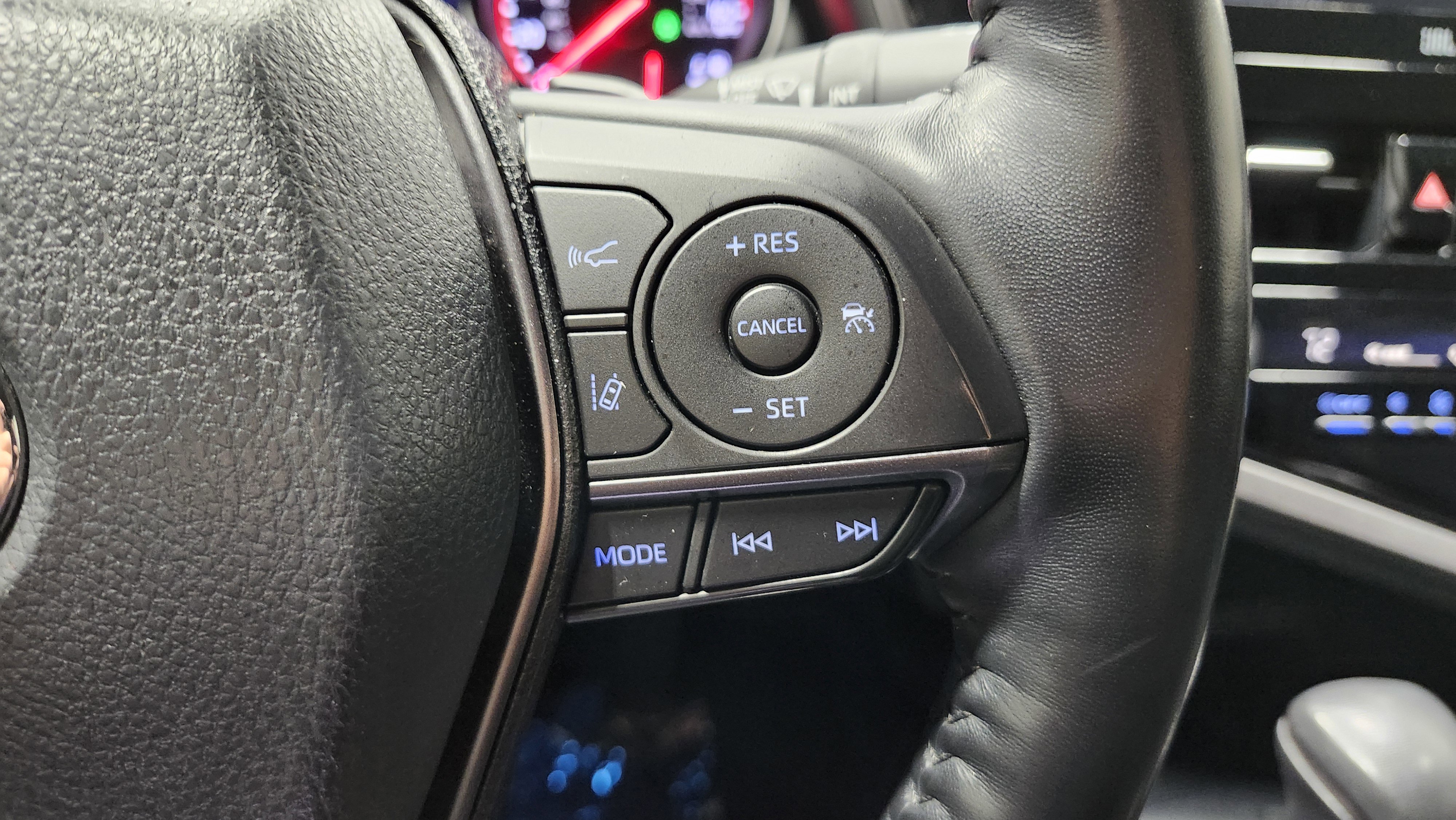 Used 2021 Toyota Camry XSE image 35