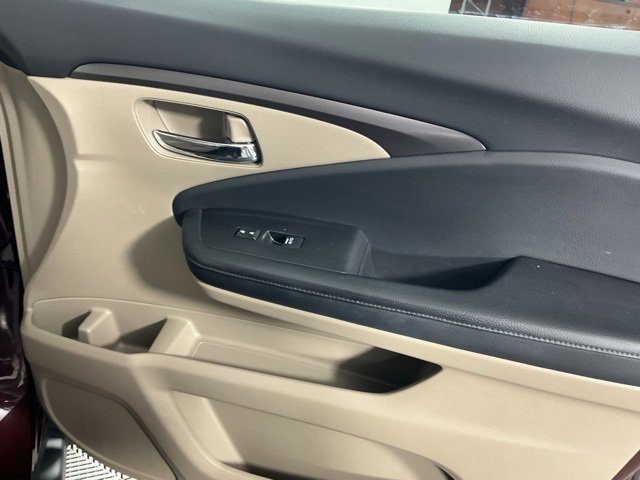 Used 2018 Honda Pilot EX image 13
