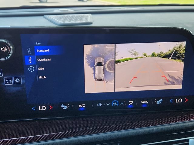 New 2026 Chevrolet Traverse Z71 w/ Enhanced Driving Package AWD/4WD image 29