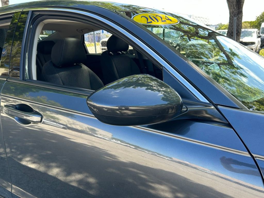 Used 2024 Honda Accord EX image 31