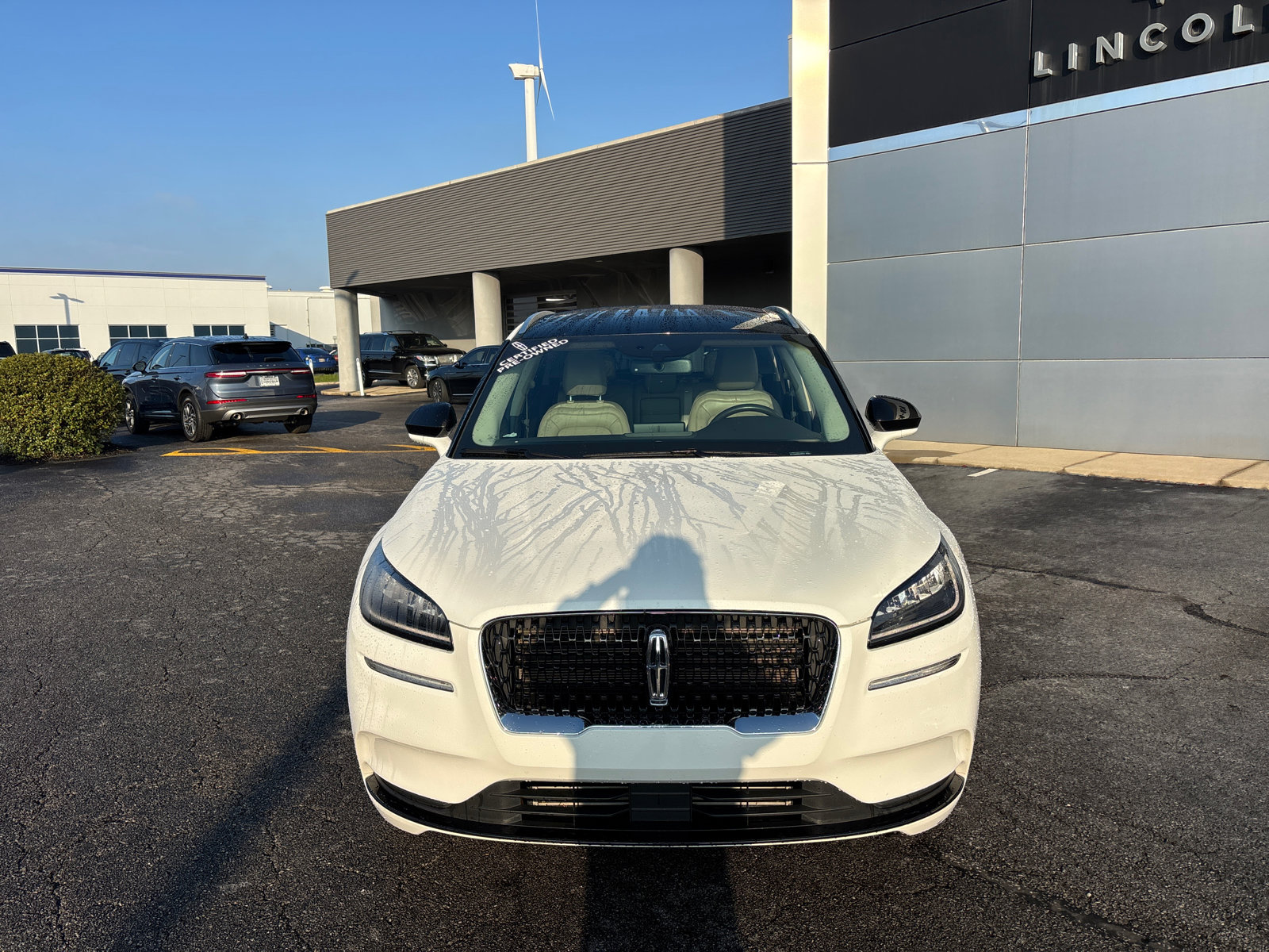 Certified 2022 Lincoln Corsair AWD w/ Premium Package image 2