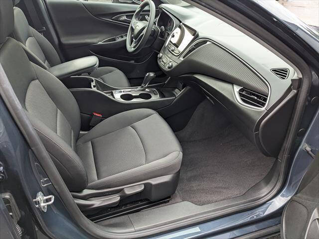 Used 2020 Chevrolet Malibu LS FWD image 17