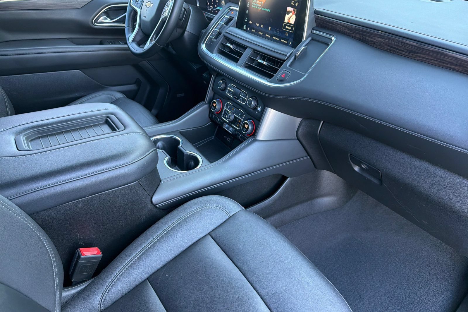Used 2023 Chevrolet Tahoe LT AWD/4WD image 17
