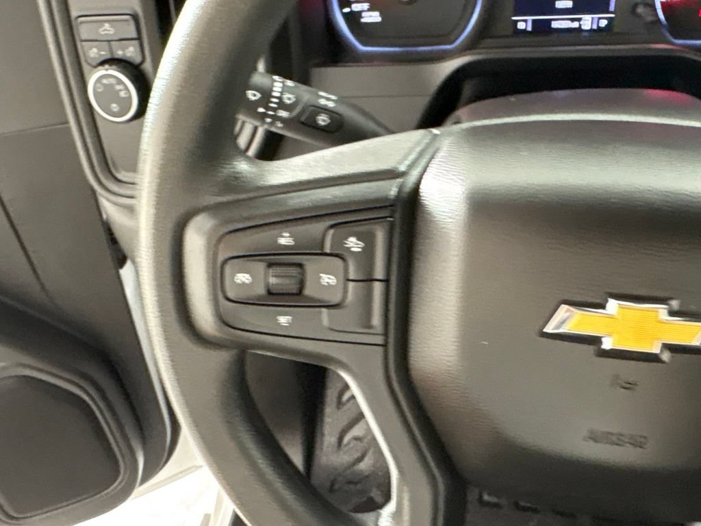 Certified 2025 Chevrolet Silverado 1500 W/T RWD image 28