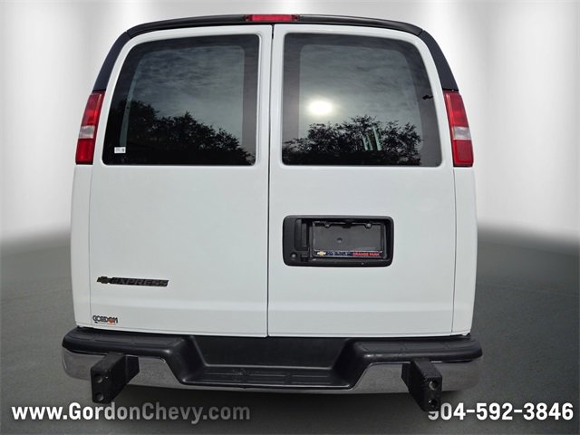 Used 2024 Chevrolet Express 2500 w/ Driver Convenience Package image 4