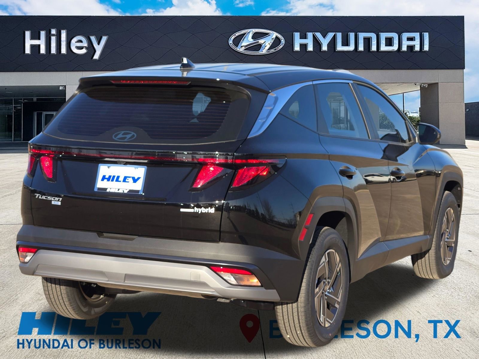 New 2026 Hyundai Tucson Blue SE image 4