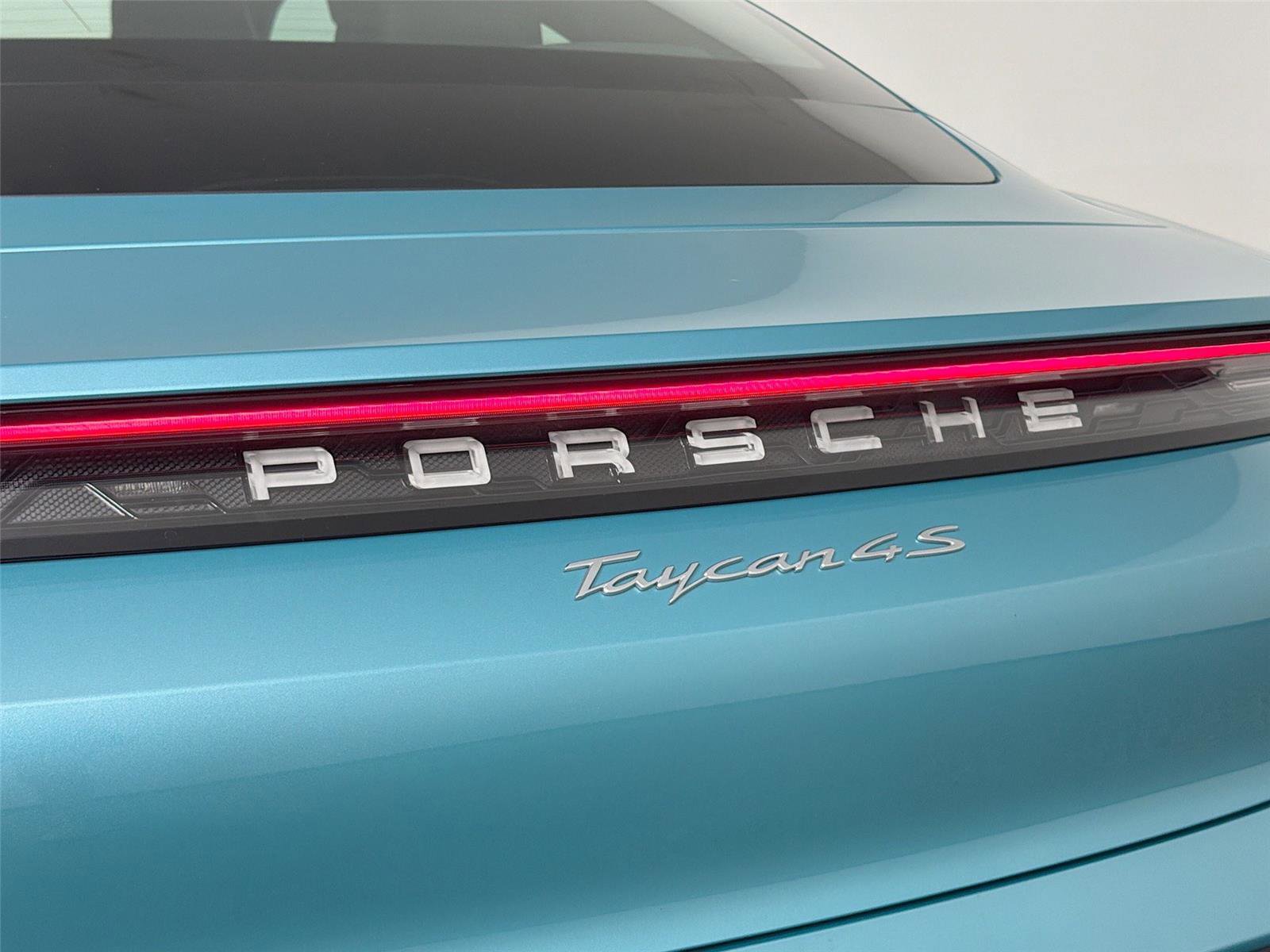 Certified 2024 Porsche Taycan 4S w/ Premium Package AWD/4WD image 17