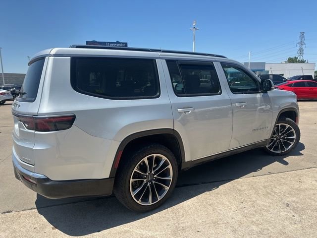 Used 2022 Jeep Wagoneer Series III w/ Premium Group I AWD/4WD image 8
