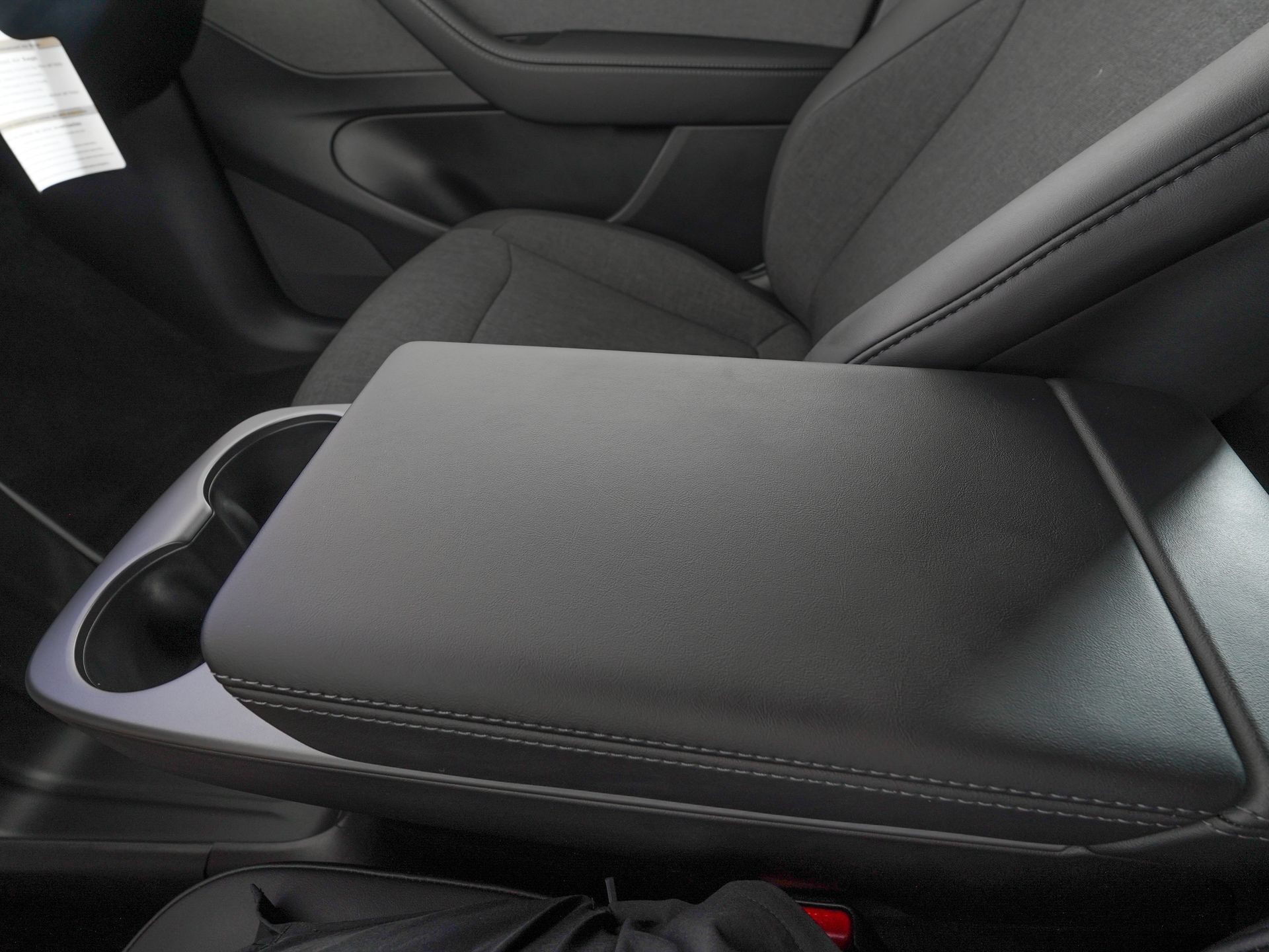 Used 2026 Tesla Model Y 2WD image 28