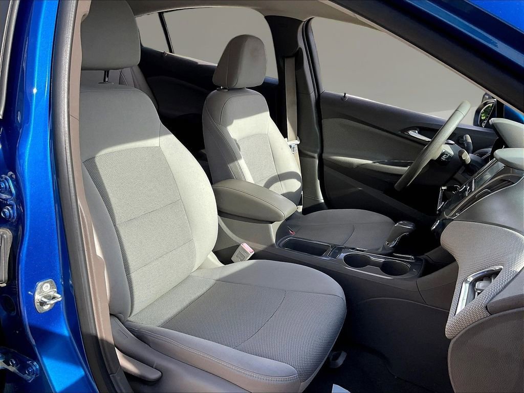 Used 2018 Chevrolet Cruze LT FWD image 27