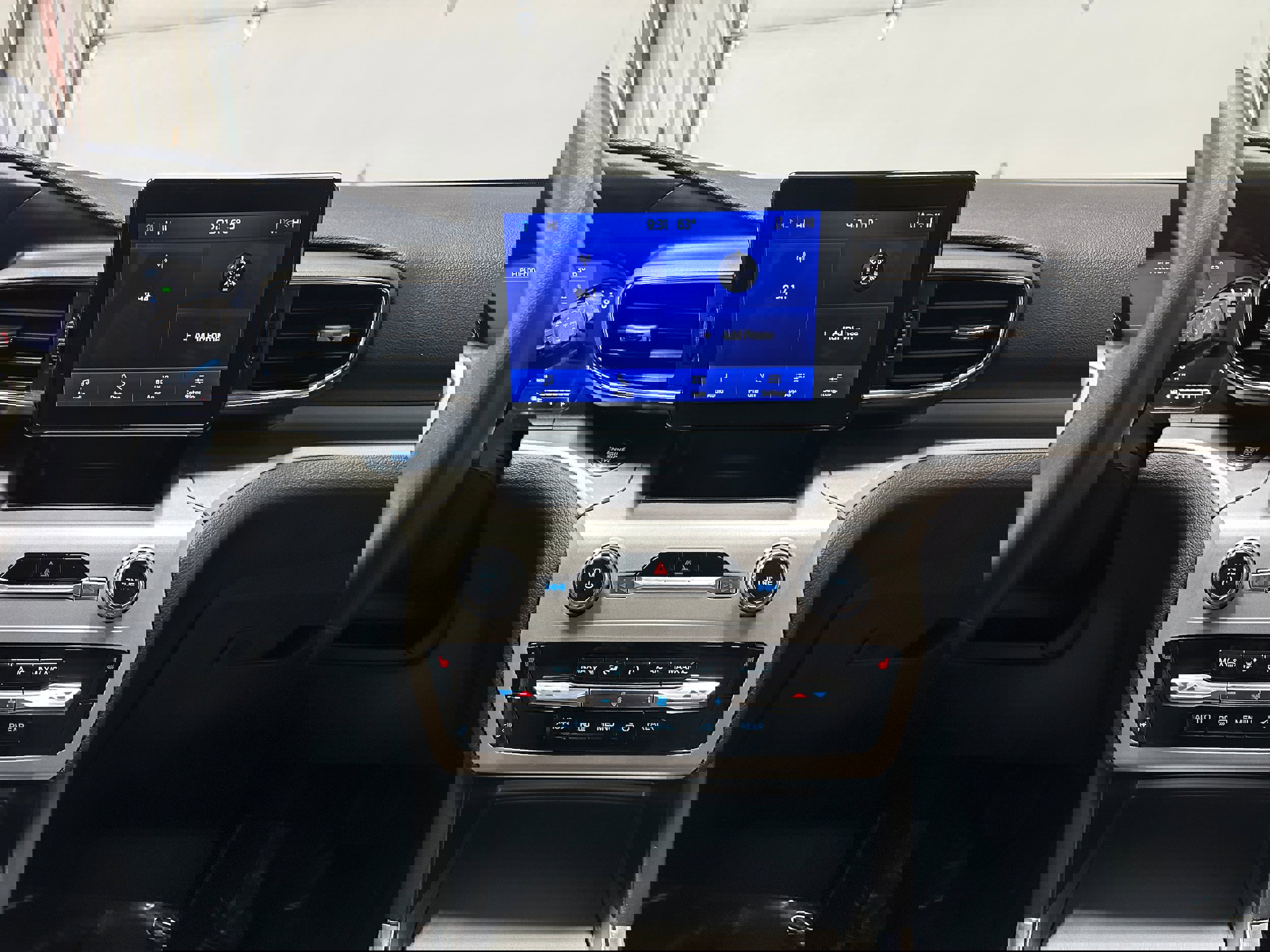 Certified 2023 Ford Explorer XLT w/ Equipment Group 202A image 19