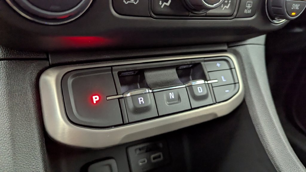 Certified 2023 GMC Acadia Denali w/ LPO, Floor Liner Package FWD image 21