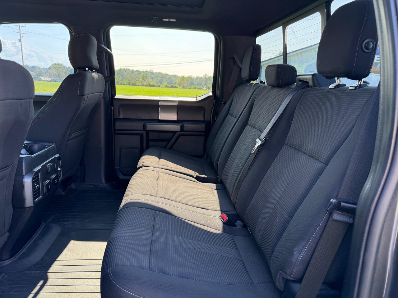 Used 2017 Ford F150 XLT w/ Equipment Group 302A Luxury AWD/4WD image 40