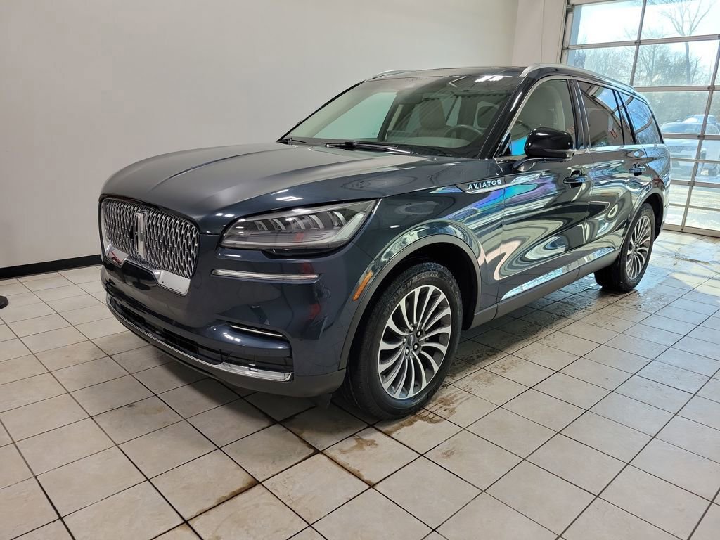 Used 2024 Lincoln Aviator Reserve w/ Elements Package Plus video 2