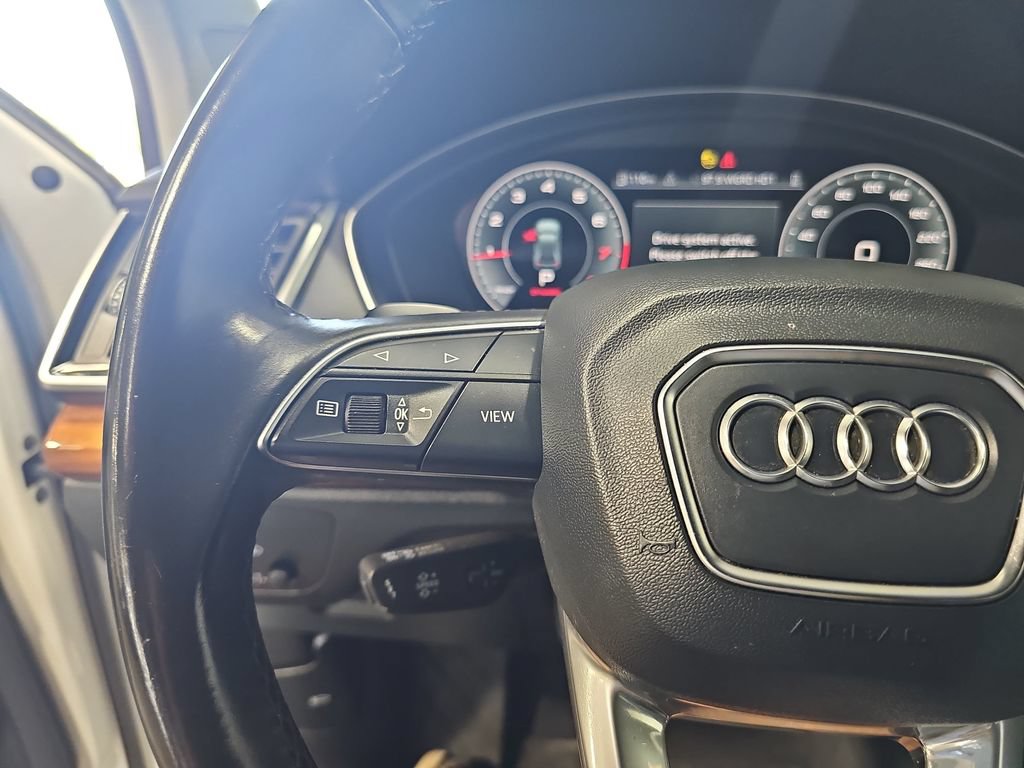 Used 2023 Audi Q5 2.0T Premium Plus w/ Premium Plus Package AWD/4WD image 17