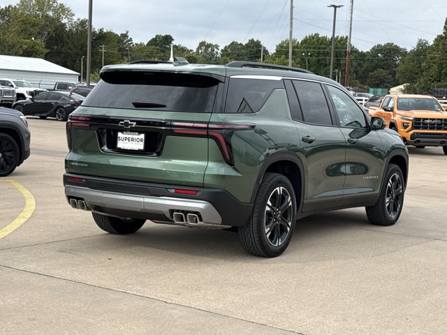 New 2027 Chevrolet Traverse LT w/ Sun and Wheel Package FWD image 3