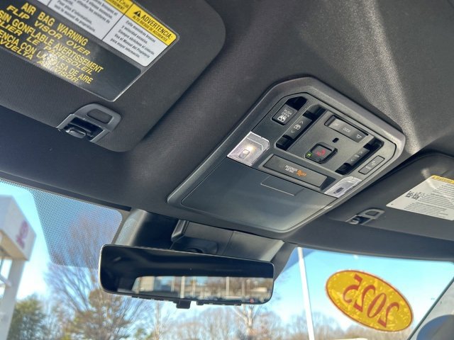 Used 2025 Toyota Tundra Capstone image 30