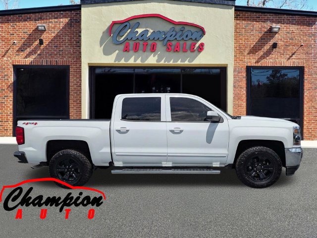 Used 2017 Chevrolet Silverado 1500 LT w/ Trailering Package AWD/4WD image 3