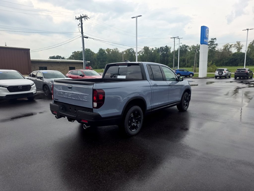 New 2026 Honda Ridgeline Black Edition image 3