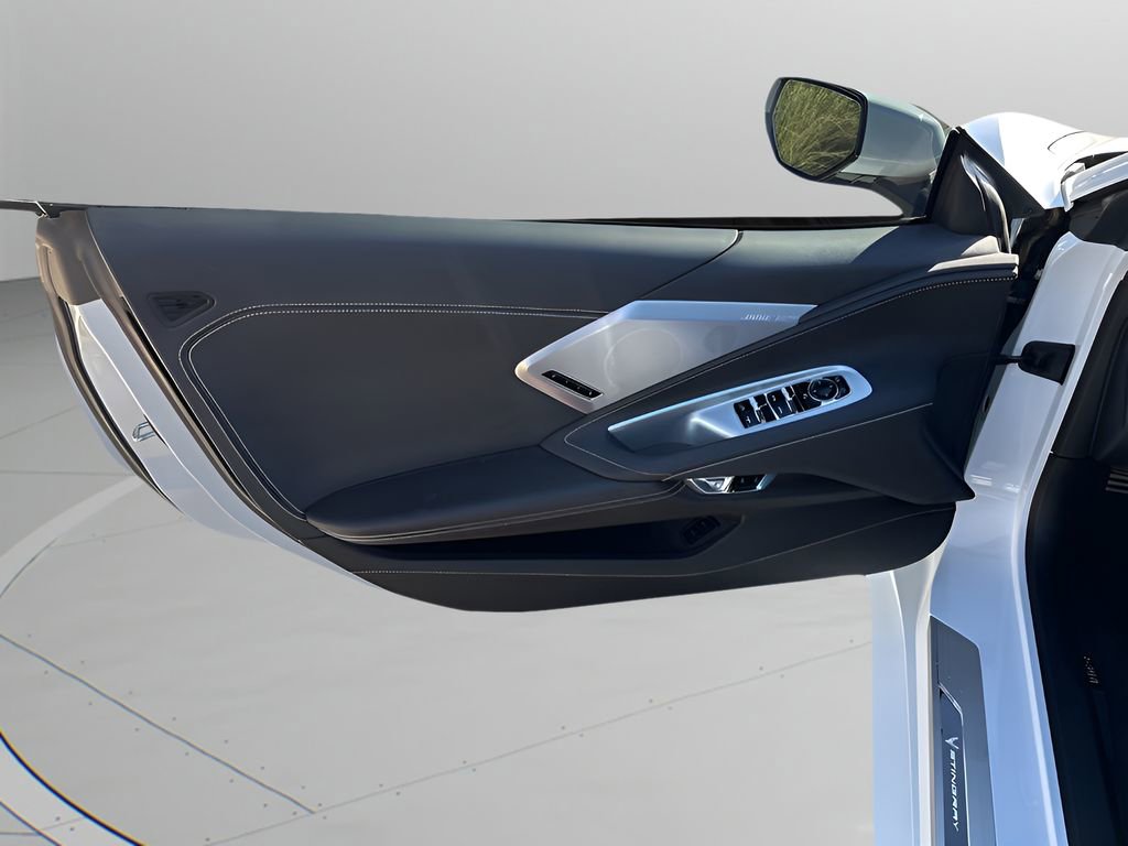 Used 2025 Chevrolet Corvette Stingray Preferred Conv w/ Z51 Performance Package image 15