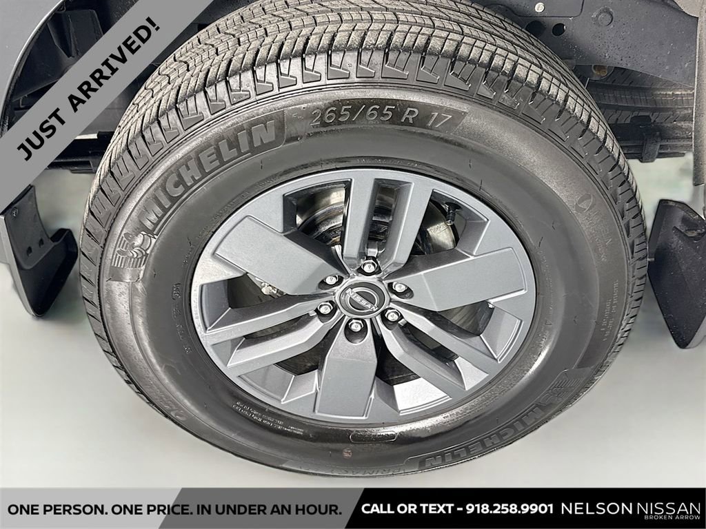 Certified 2025 Nissan Frontier SV w/ SV Convenience Package image 30