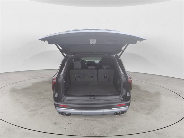 Used 2024 Chevrolet Traverse Z71 w/ Enhanced Driving Package image 16