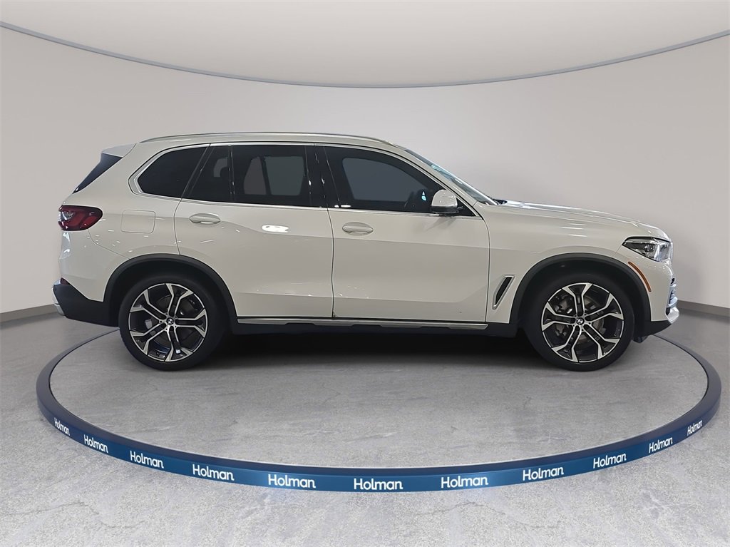 Used 2022 BMW X5 sDrive40i w/ Premium Package image 4