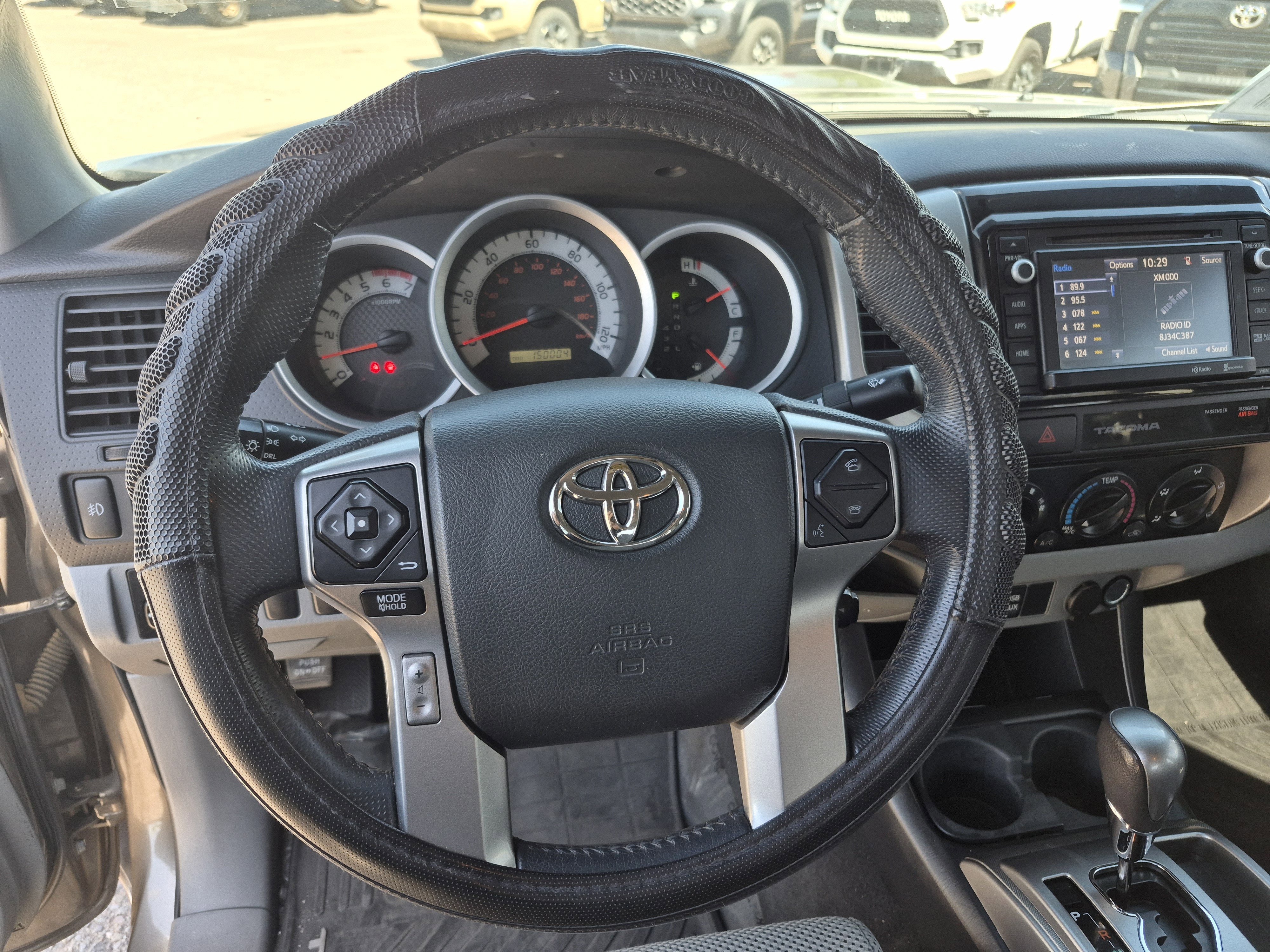 Used 2015 Toyota Tacoma PreRunner w/ TRD Sport Package RWD image 9