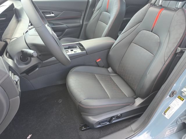 New 2026 Nissan Sentra SR w/ SR Premium Package FWD image 26