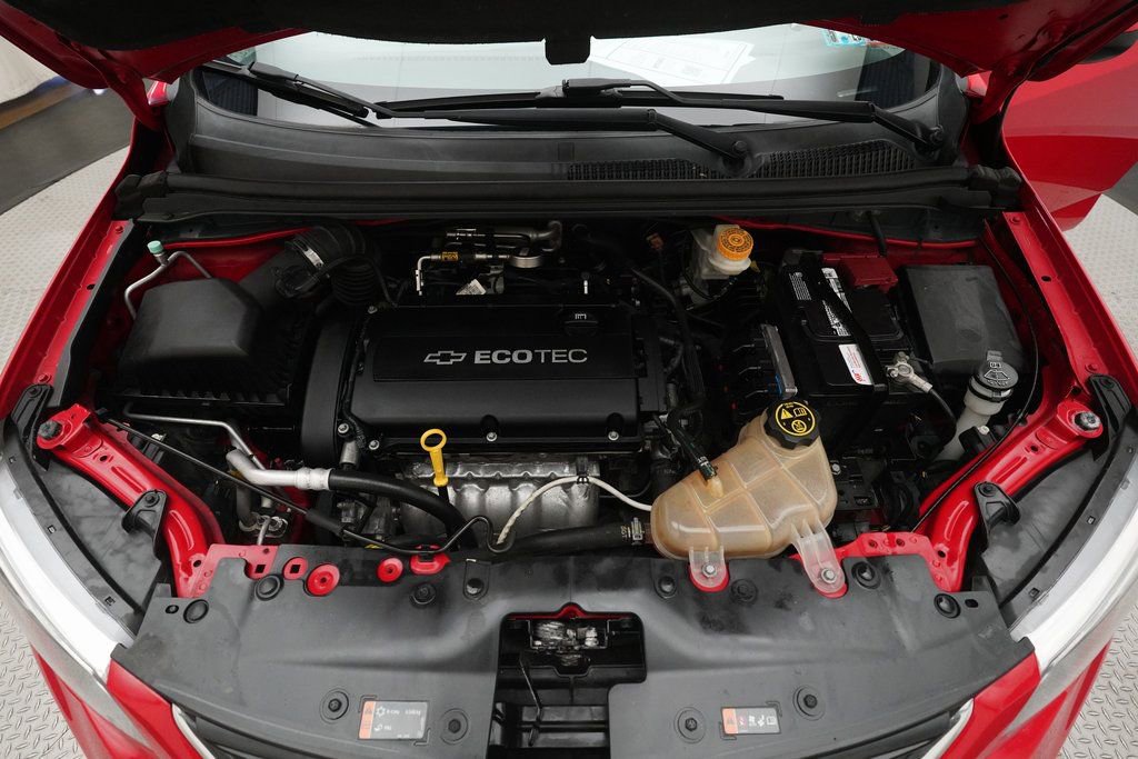 Used 2017 Chevrolet Sonic LT image 3