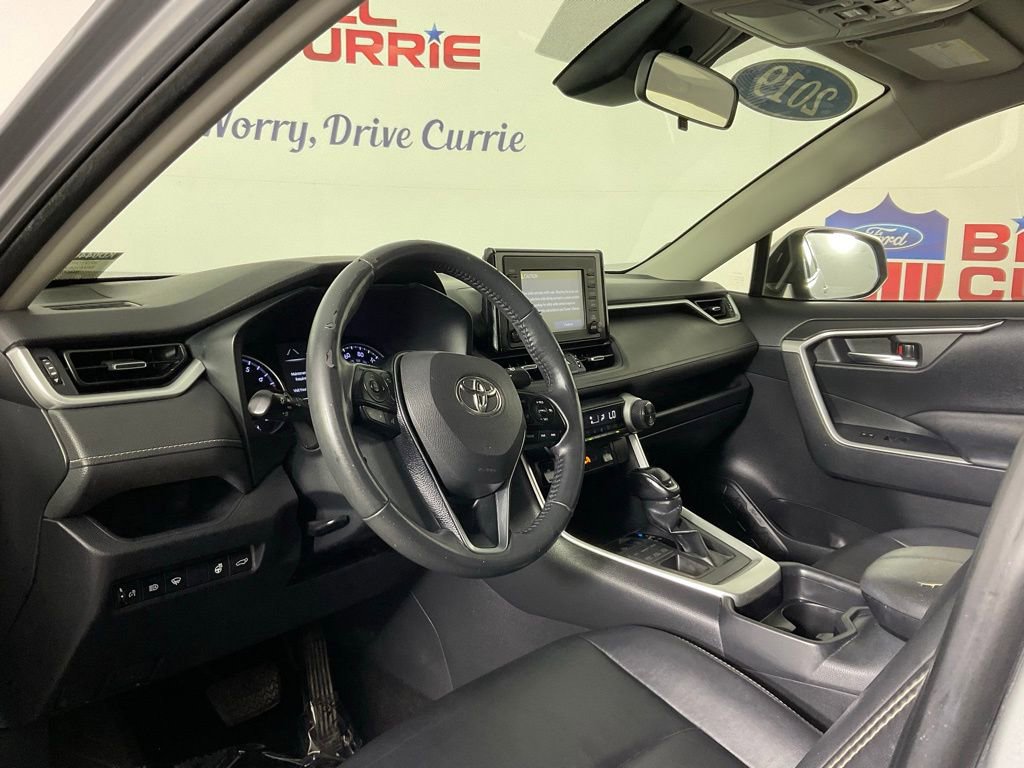 Used 2019 Toyota RAV4 XLE Premium w/ Cold Weather Package AWD/4WD image 13