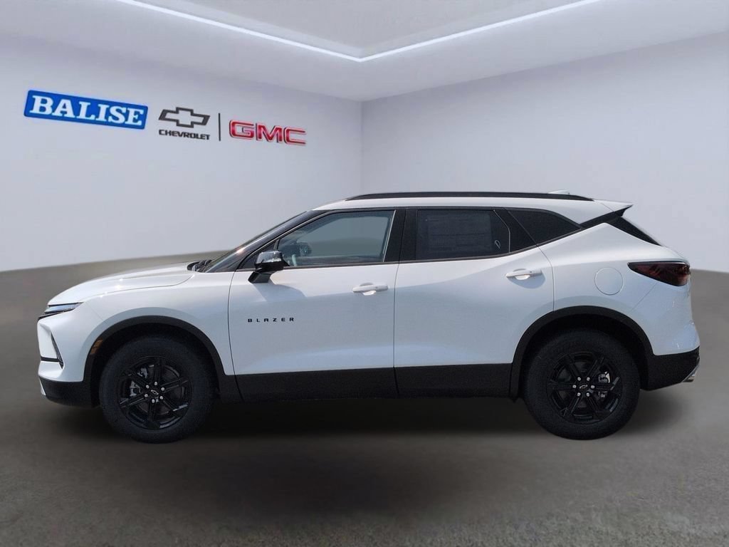 New 2026 Chevrolet Blazer LT w/ Sound & Technology Package AWD/4WD image 6