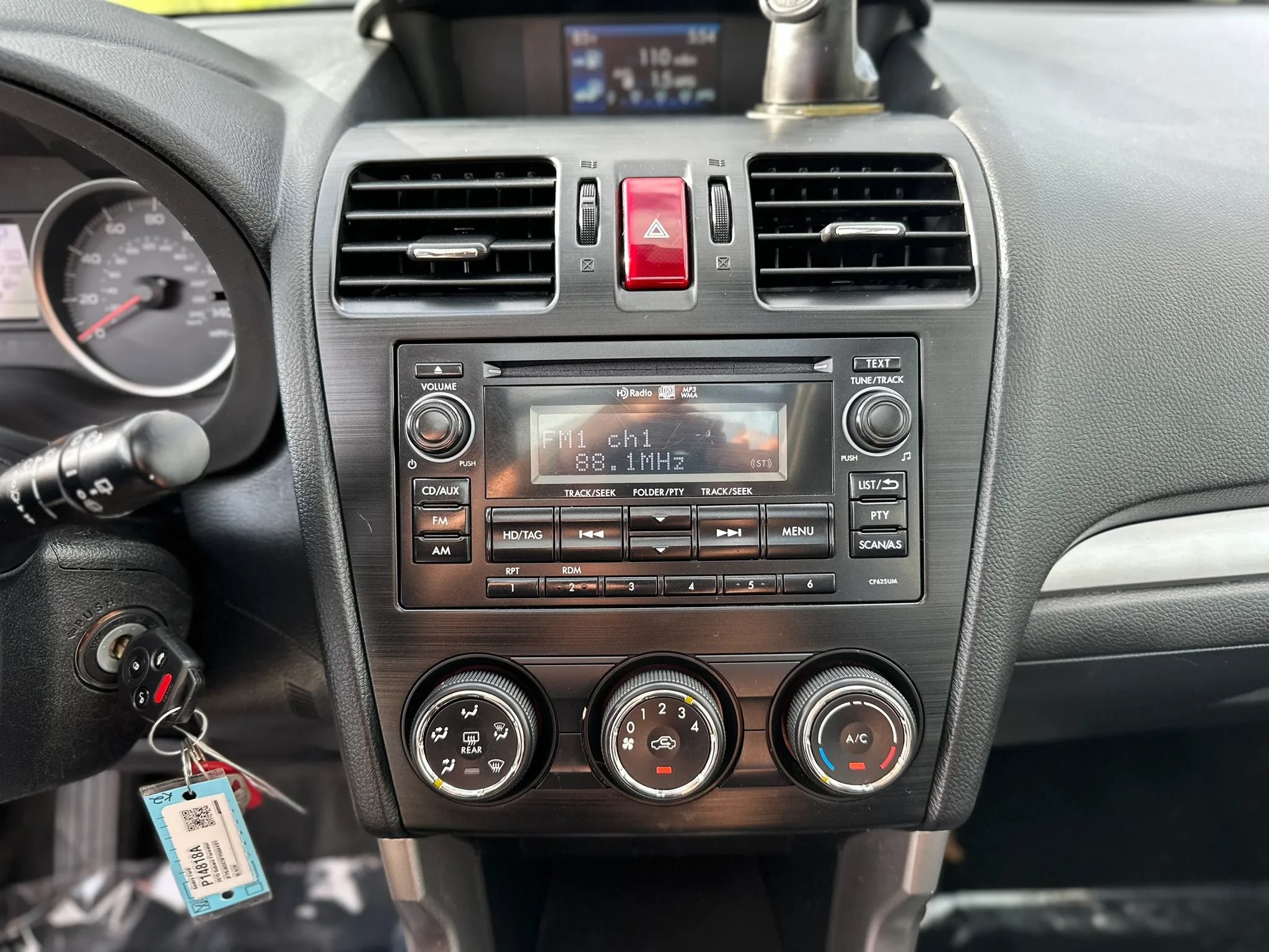 Used 2015 Subaru Forester 2.5i Premium w/ All-Weather Package AWD/4WD image 38
