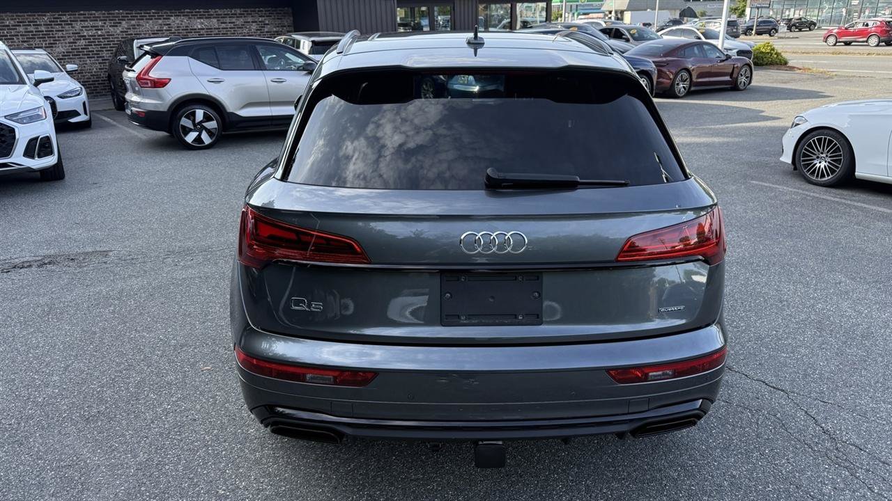 Used 2022 Audi Q5 e Premium Plus w/ Premium Plus Package AWD/4WD image 16