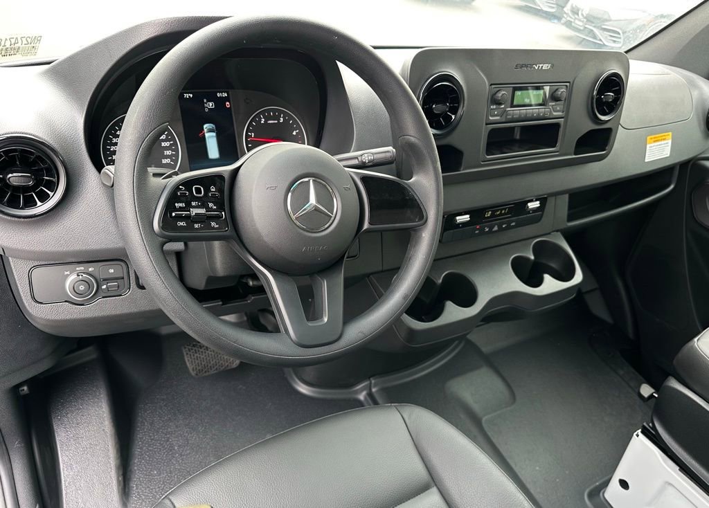 New 2024 Mercedes-Benz Sprinter 4500 image 25