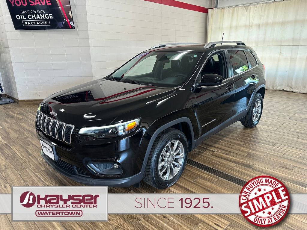 Used 2019 Jeep Cherokee Latitude Plus w/ Comfort/Convenience Group FWD image 1
