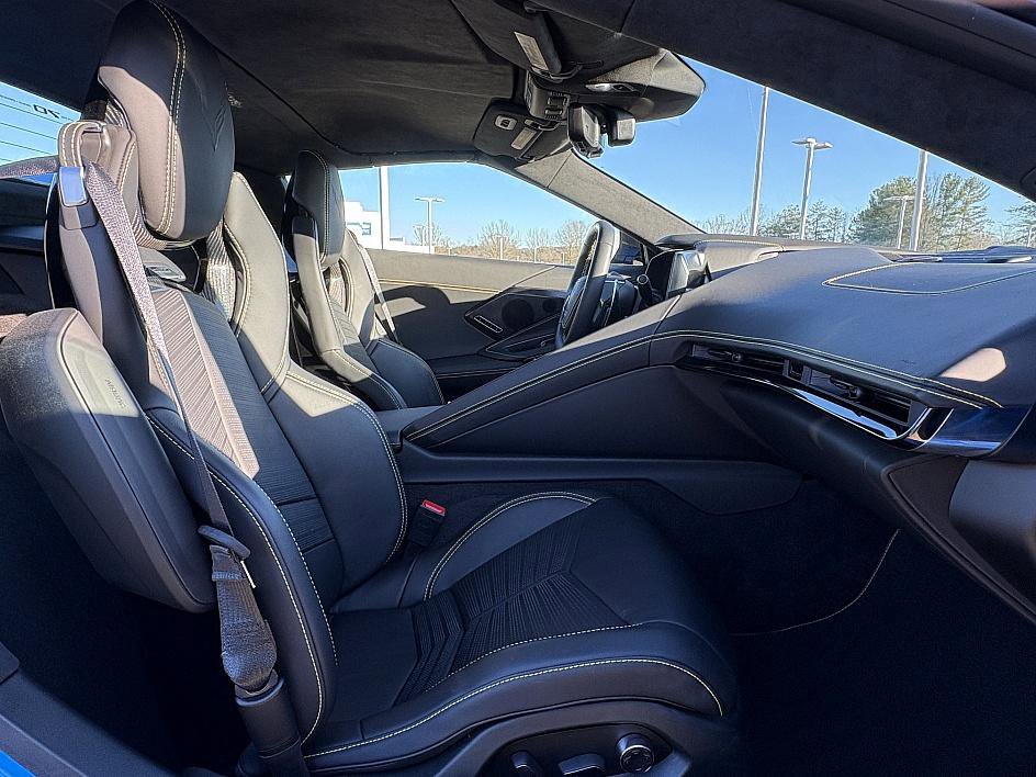 Used 2023 Chevrolet Corvette Stingray Premium Conv w/ Stealth Interior Trim Package image 13